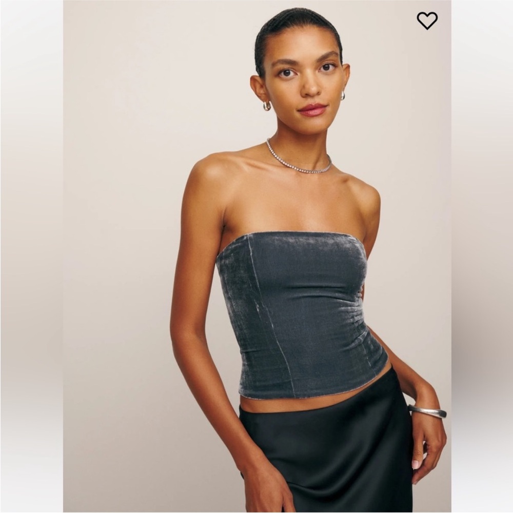 Reformation shale Giorgia velvet top - size 8
